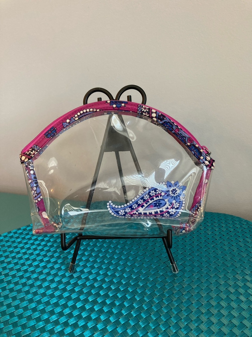 NWOT Vera Bradley Clear Cosmetic Zip Pouch Boysenberry Pattern Trim